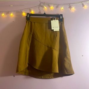 Tan “Han Queen” Foreign Skirt
